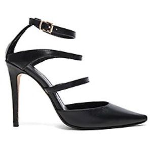 RAYE Carrie Pump in black